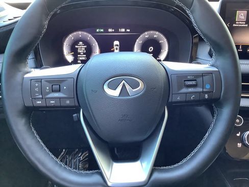 Used 2022 INFINITI QX60 Sensory w/ Cargo Package AWD/4WD image 7