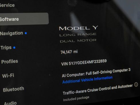 Used 2021 Tesla Model Y Long Range AWD/4WD image 26