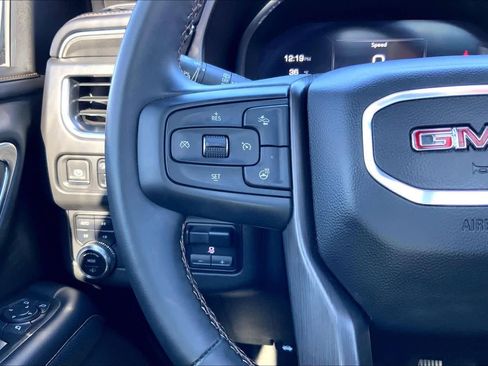 Used 2023 GMC Yukon XL AT4 w/ AT4 Premium Plus Package image 23