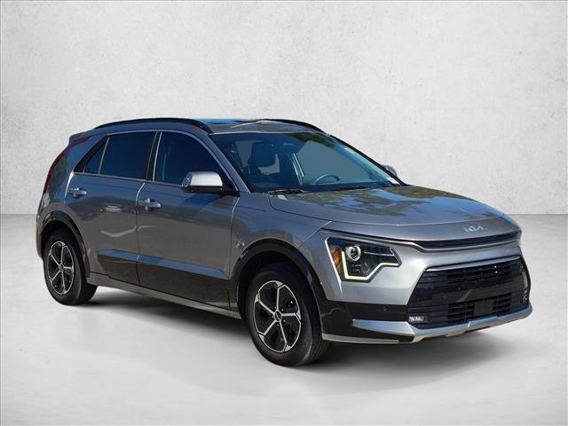 Used 2025 Kia Niro FWD image 3