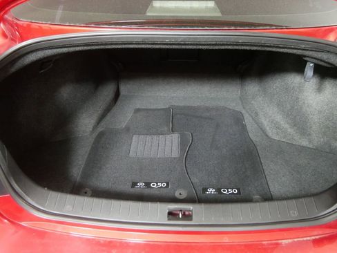 Used 2023 INFINITI Q50 Luxe AWD/4WD image 6