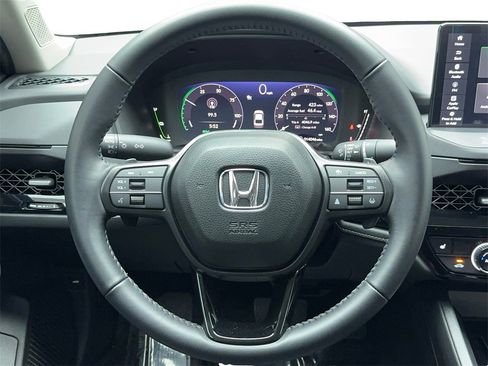 Used 2025 Honda Accord EX-L image 18