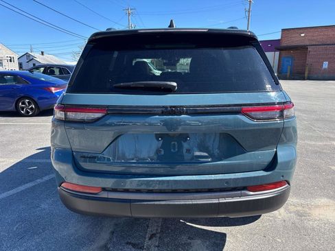 New 2026 Jeep Grand Cherokee Limited w/ Limited Altitude Package AWD/4WD image 3