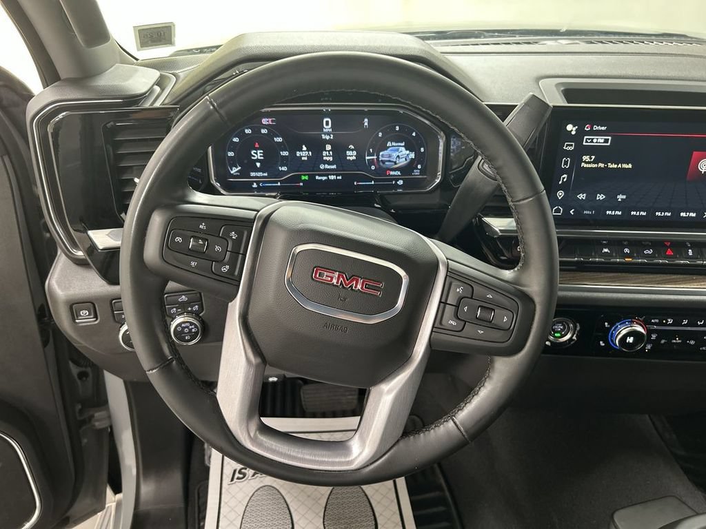 Certified 2024 GMC Sierra 1500 Elevation AWD/4WD image 4