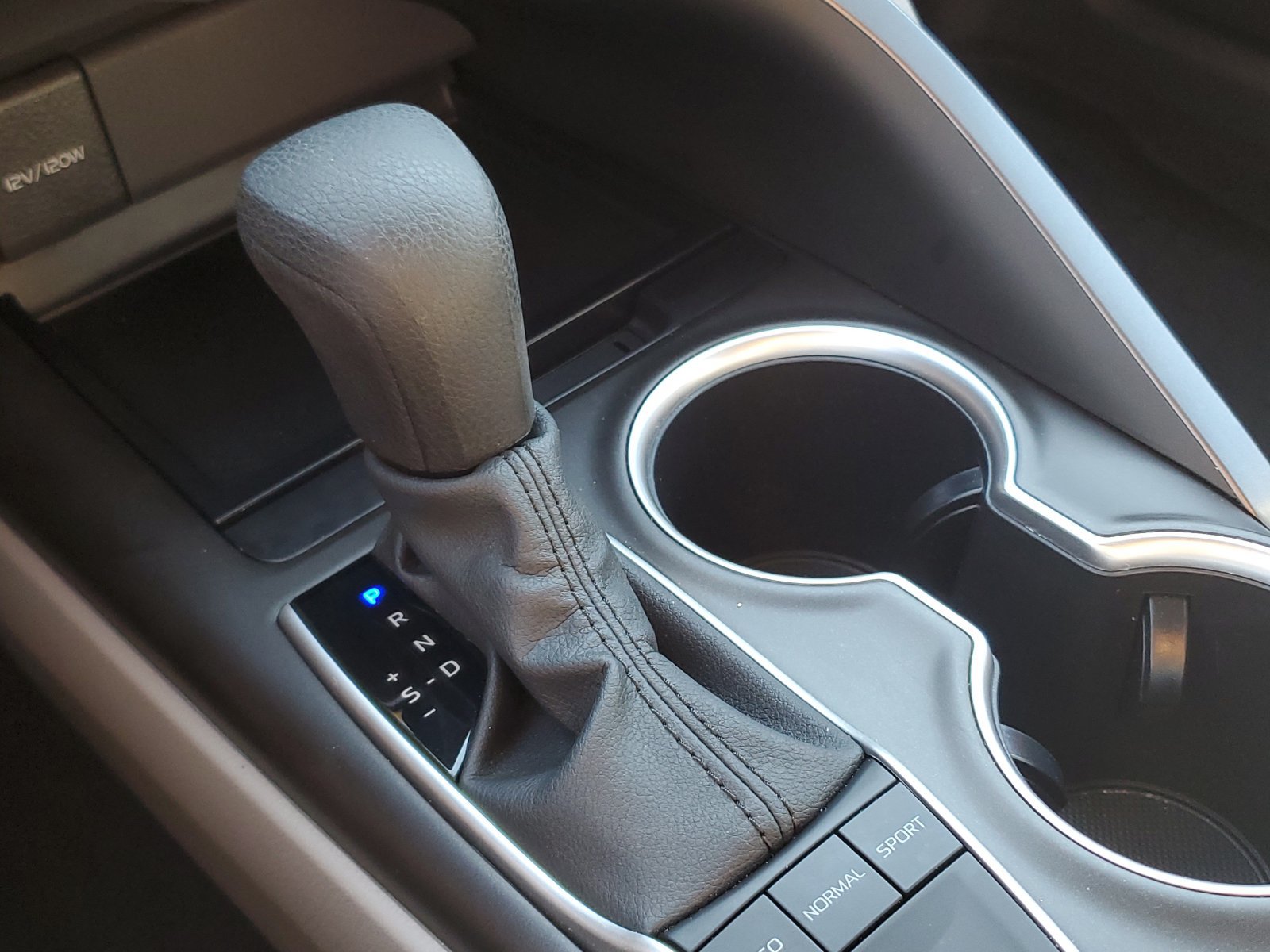 Certified 2024 Toyota Camry LE FWD image 28