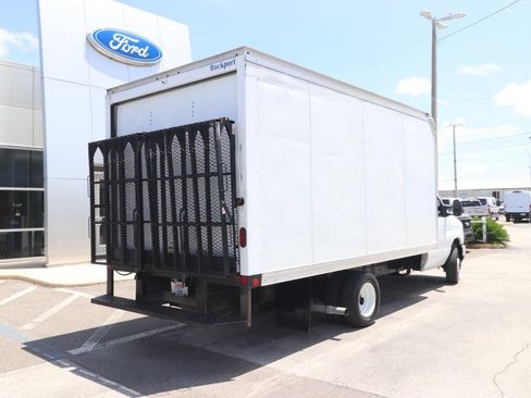 Used 2024 Ford E-350 and Econoline 350 Super Duty w/ Power Windows & Locks Group RWD image 13