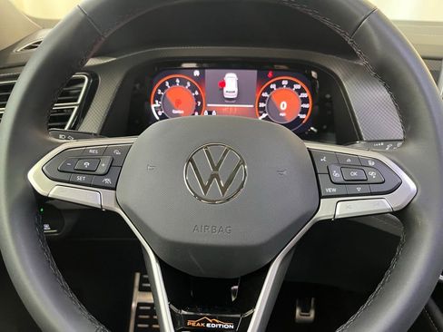 New 2026 Volkswagen Atlas Peak Edition AWD/4WD image 19
