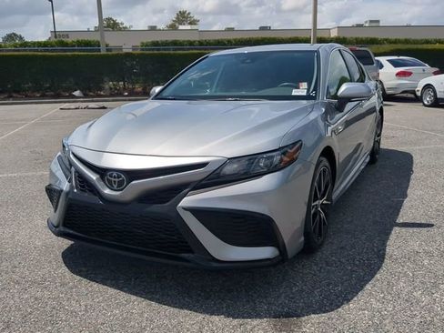 Certified 2024 Toyota Camry SE image 8