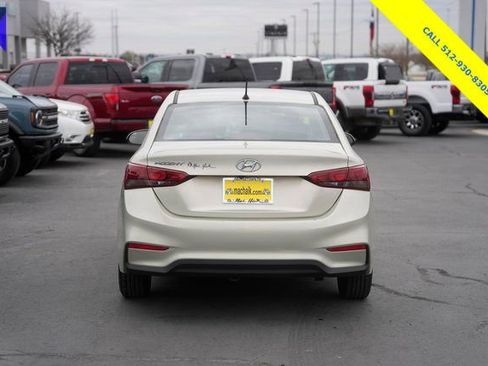 Used 2018 Hyundai Accent SE image 7