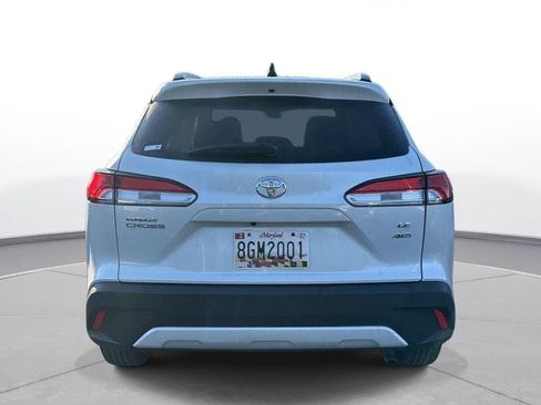 Used 2025 Toyota Corolla Cross LE w/ Moonroof Package AWD/4WD image 7