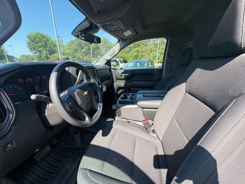 Used 2025 Chevrolet Silverado 1500 W/T RWD image 10