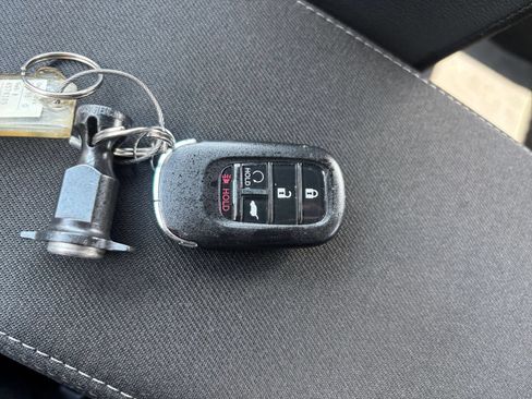 Used 2025 Honda Civic Sport image 21