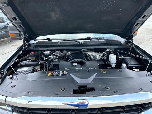 Certified 2017 Chevrolet Silverado 1500 W/T AWD/4WD image 24