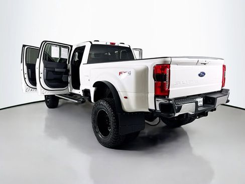 Used 2024 Ford F350 Lariat image 36