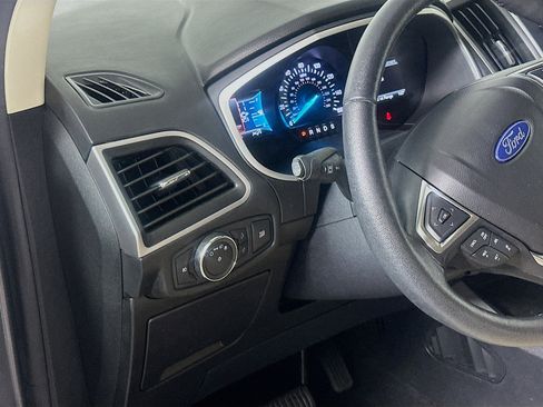 Used 2021 Ford Edge SEL w/ Cargo Accessory Package AWD/4WD image 17