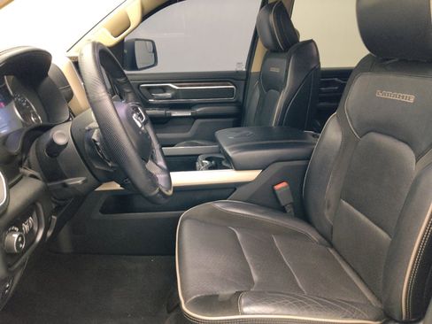 Used 2019 RAM 1500 Laramie RWD image 17