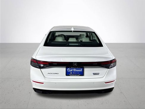 New 2026 Honda Accord Touring image 7