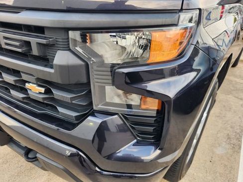 Used 2022 Chevrolet Silverado 1500 Custom image 7