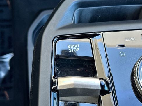 Used 2023 BMW iX xDrive50 image 24