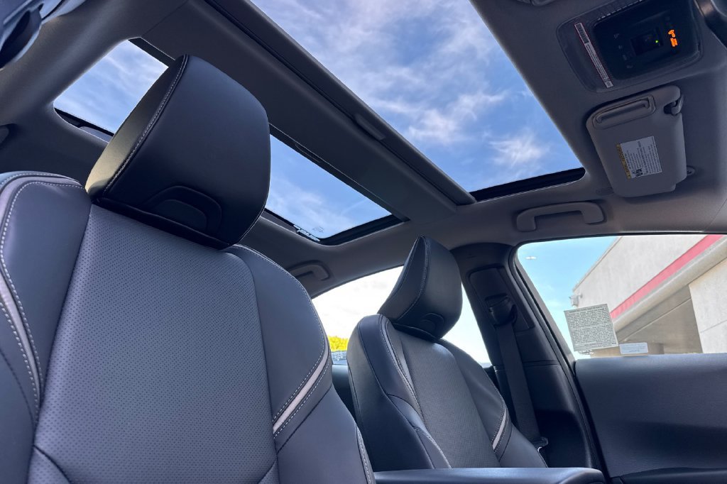 Certified 2025 Toyota Prius XLE FWD image 16