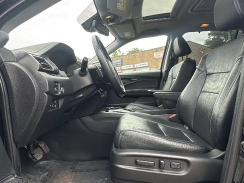 Used 2018 Honda Pilot Elite image 11