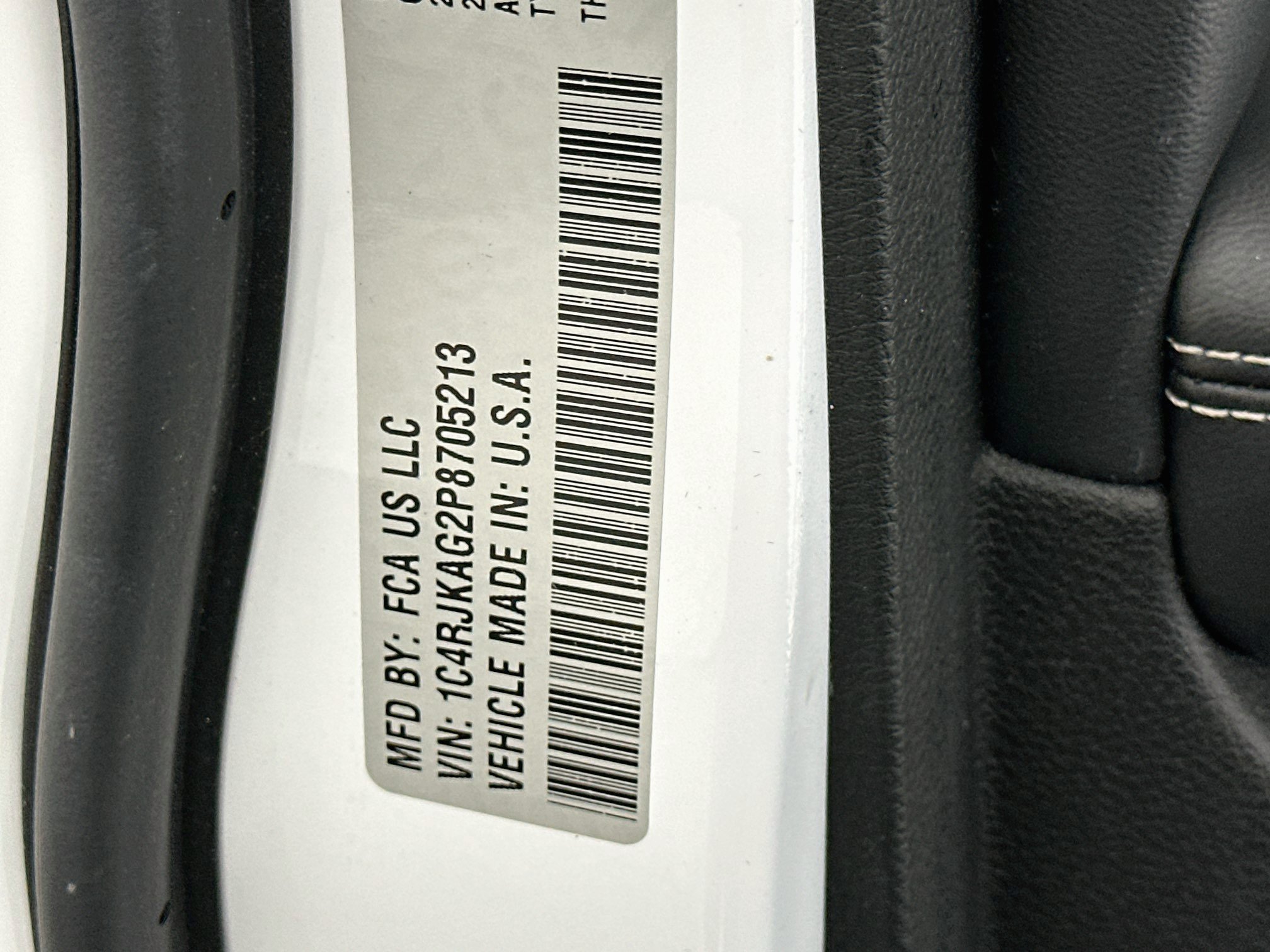 Used 2023 Jeep Grand Cherokee L Laredo AWD/4WD image 12