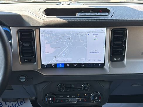 Certified 2025 Ford Bronco Outer Banks AWD/4WD image 24