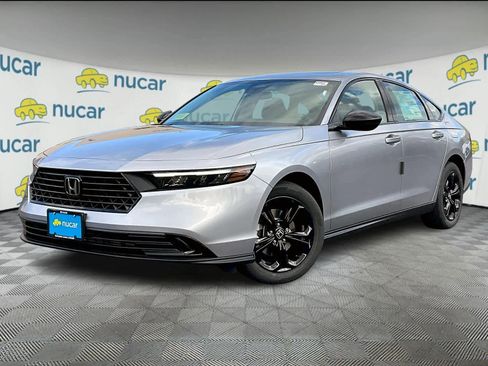 New 2025 Honda Accord SE image 4
