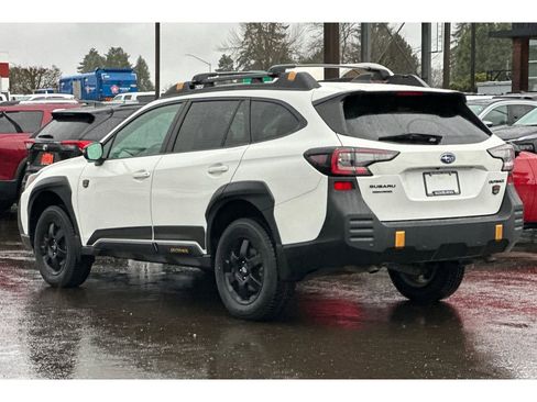 Used 2022 Subaru Outback Wilderness image 8