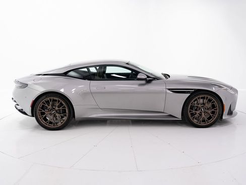 Used 2026 Aston Martin DB12 Coupe RWD image 6