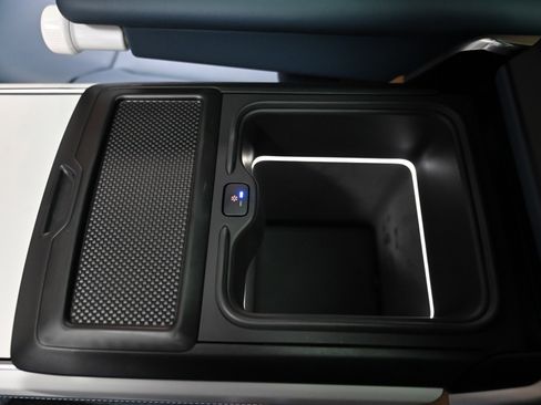 Used 2023 Land Rover Range Rover LWB SV Autobiography image 28