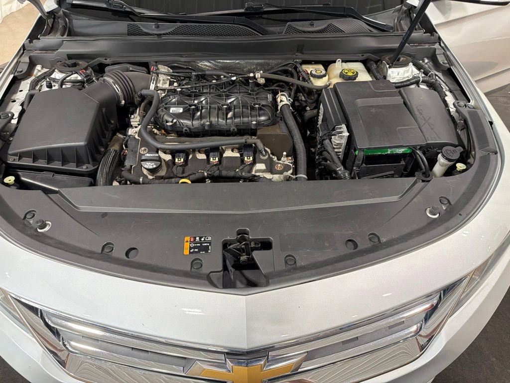 Used 2016 Chevrolet Impala LT FWD image 36
