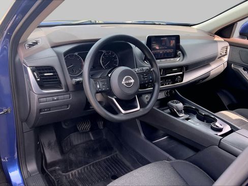 Used 2022 Nissan Rogue SV AWD/4WD image 18