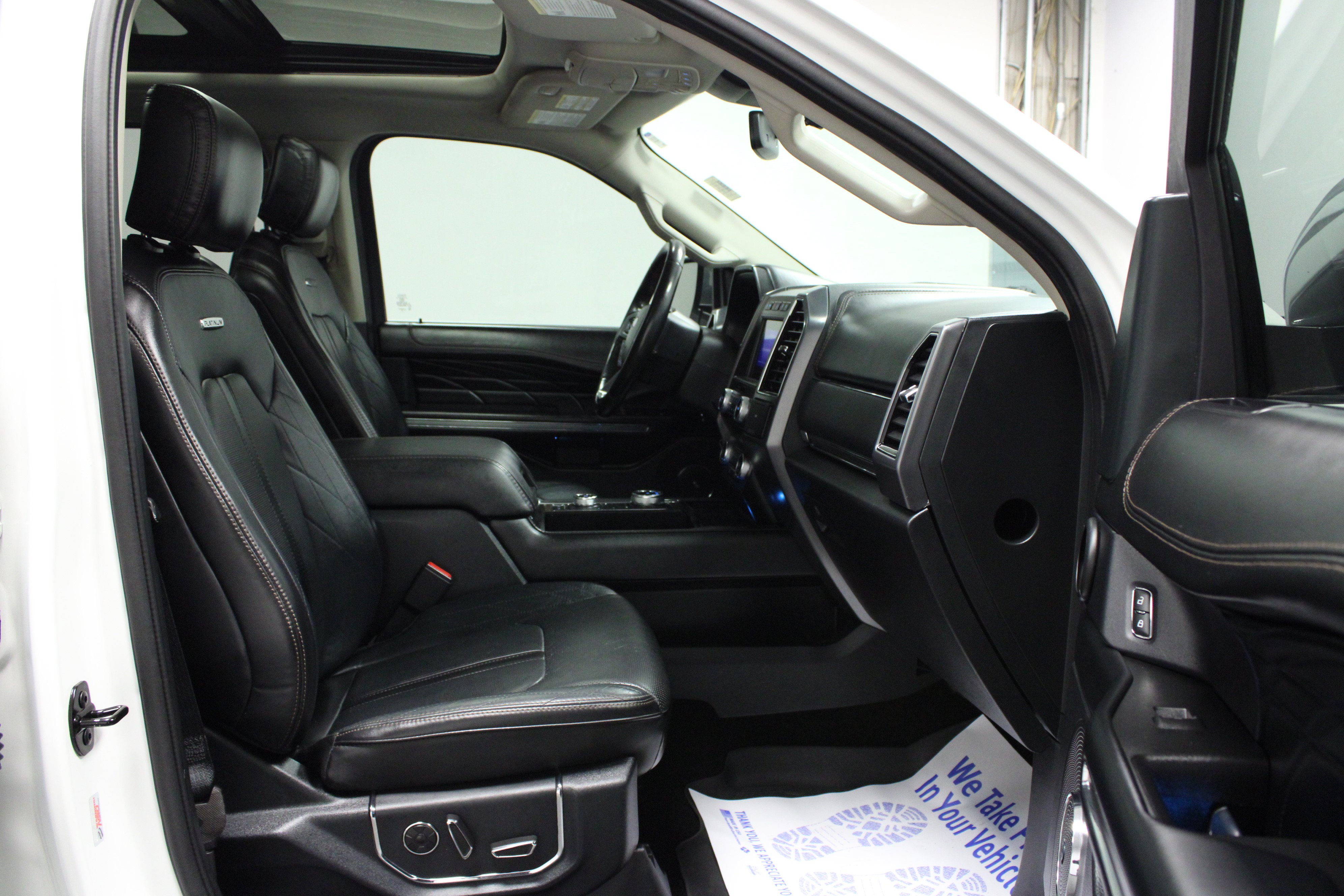 Used 2020 Ford Expedition Platinum AWD/4WD image 17