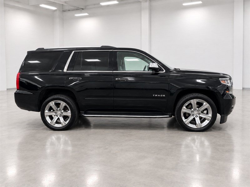 Used 2020 Chevrolet Tahoe Premier AWD/4WD image 3