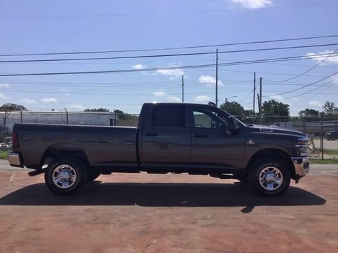 New 2025 RAM 2500 Tradesman w/ Chrome Appearance Group image 6