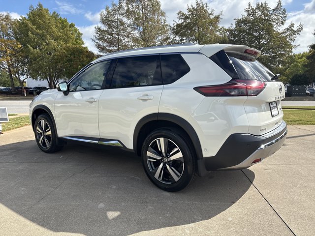 Used 2021 Nissan Rogue Platinum AWD/4WD image 12