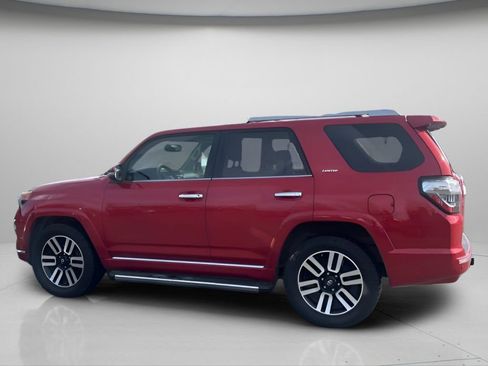 Used 2015 Toyota 4Runner Limited image 8