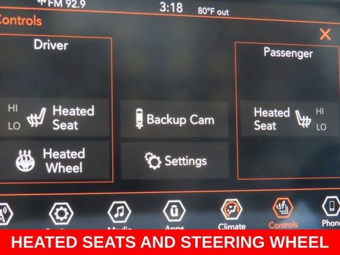 Used 2019 Jeep Cherokee Latitude Plus w/ Cold Weather Group AWD/4WD image 5