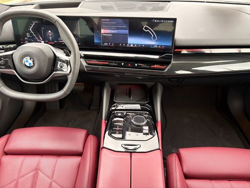Used 2024 BMW 530i w/ Premium Package RWD image 2