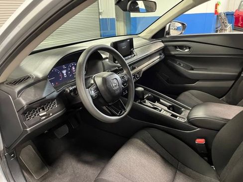 Used 2024 Honda Accord EX image 22