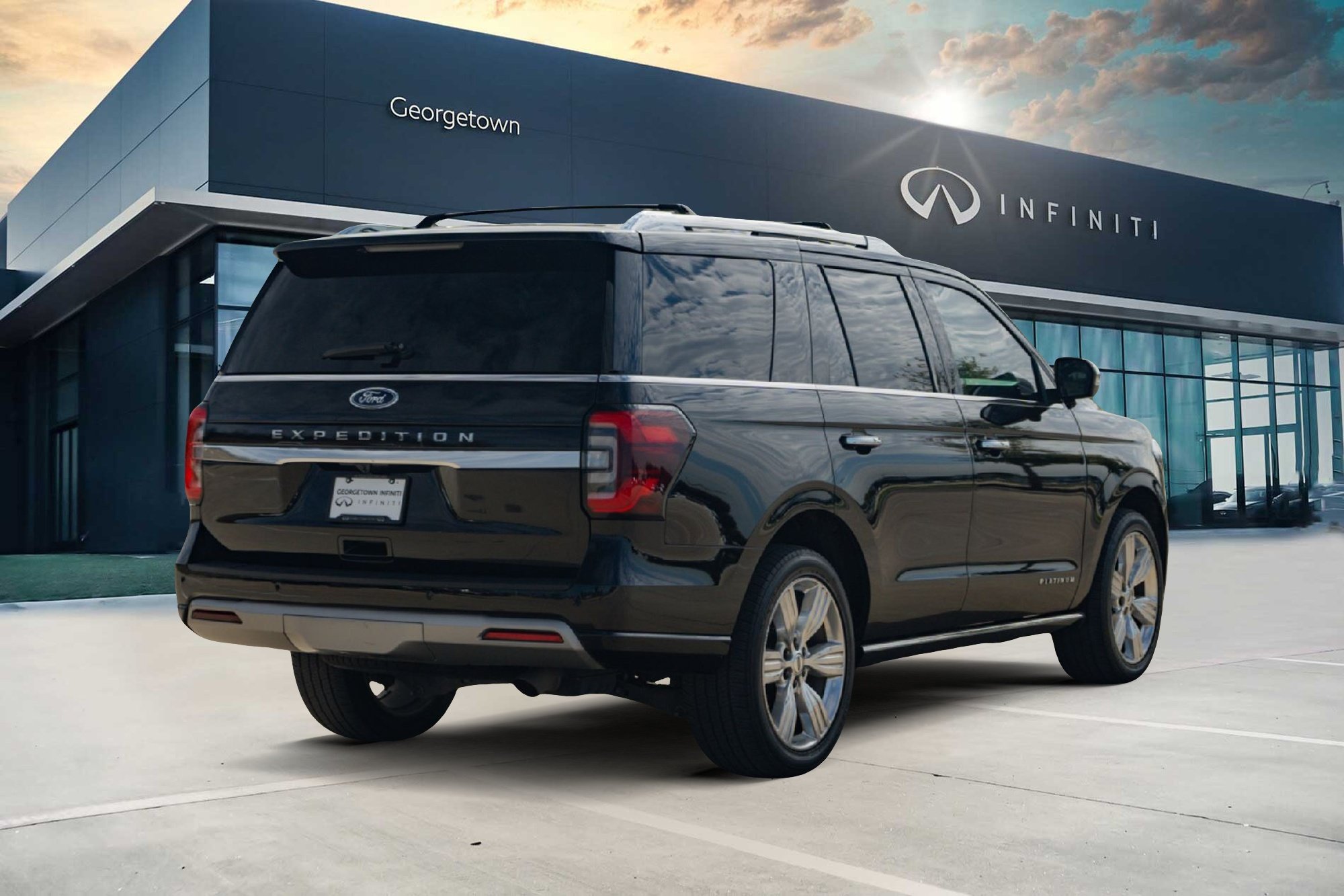 Used 2023 Ford Expedition Platinum AWD/4WD image 5