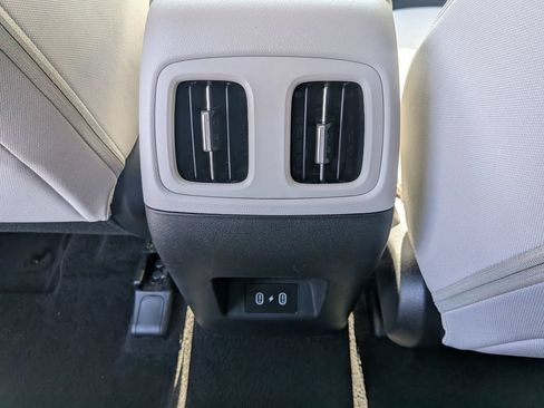 Used 2025 Hyundai Tucson SEL FWD image 27
