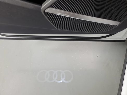Used 2024 Audi Q5 2.0T Premium Plus w/ Premium Plus Package AWD/4WD image 18