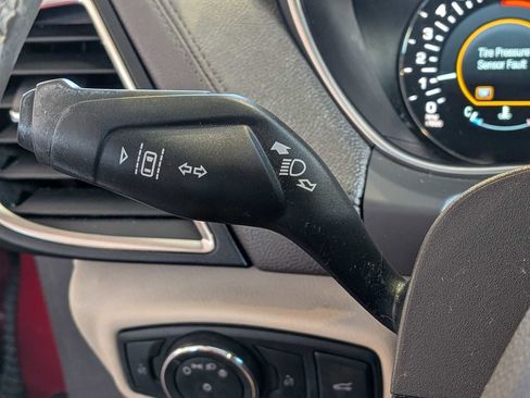 Used 2016 Lincoln MKX Reserve w/ Luxury Package image 26