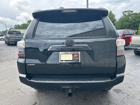 Used 2023 Toyota 4Runner SR5 Premium w/ Moonroof Package AWD/4WD image 7