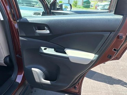 Used 2015 Honda CR-V LX image 28