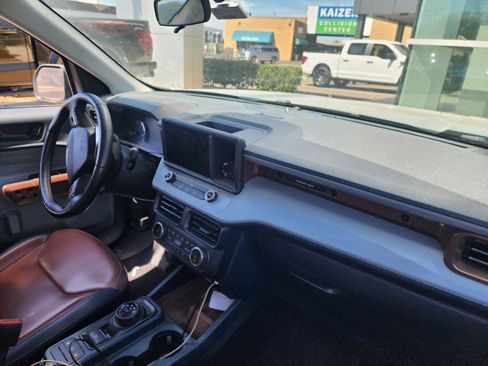 Used 2022 Ford Maverick Lariat w/ Lariat Luxury Package FWD image 10