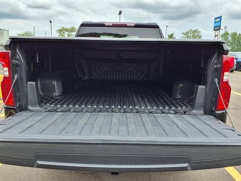 Used 2020 Chevrolet Silverado 1500 Custom w/ Custom Value Package AWD/4WD image 19