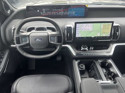 New 2027 Ford Expedition Platinum w/ Stealth Performance Package AWD/4WD image 21